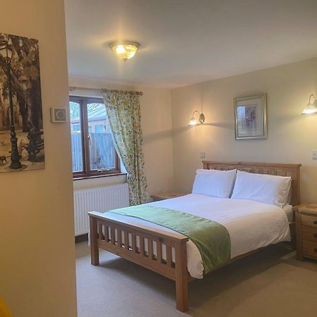 Sunset House Bed and Breakfast Newton Reigny Exteriör bild